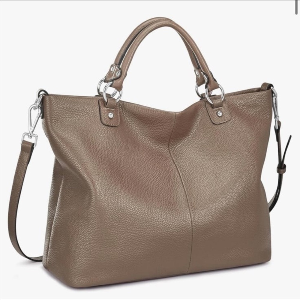 Elegant Tan Leather Tote Bag